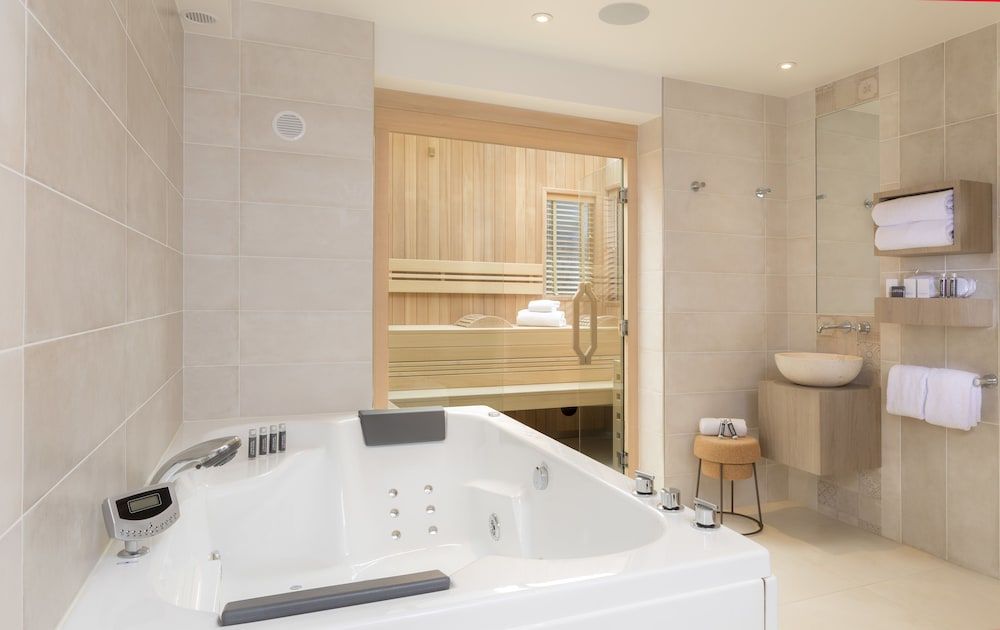 undefined Hotel du Cadran