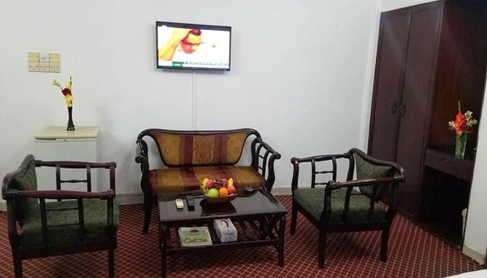 undefined Hotel De Meridian 9