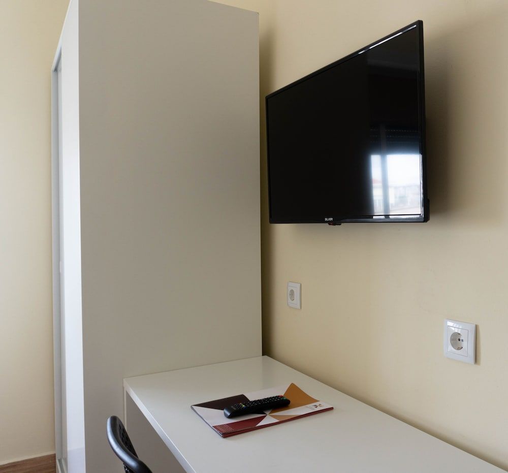 Residencial Lar do Areeiro Twin Room 27