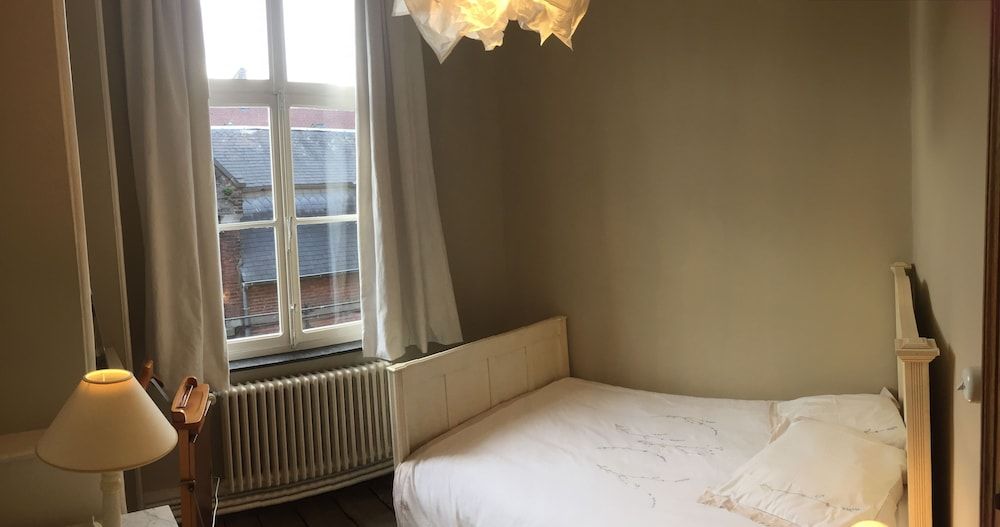 Villa Thérèsa B&B Basic Double Room Single Use, 1 Large Twin Bed (La Mignone) 3