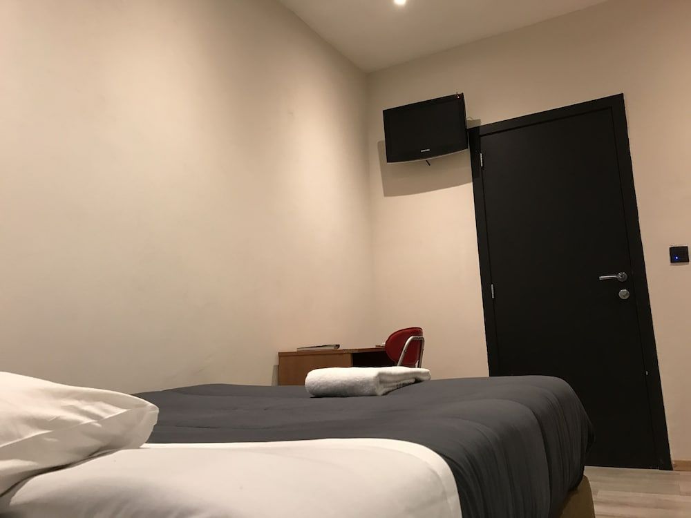 undefined Royal Hotel 9