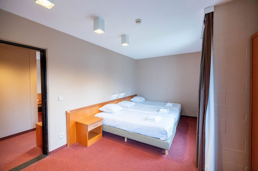 Corsendonk Duinse Polders Family Room