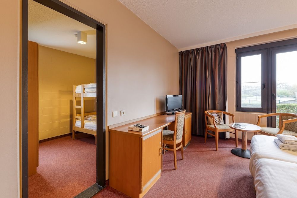 Corsendonk Duinse Polders Quadruple Room 4