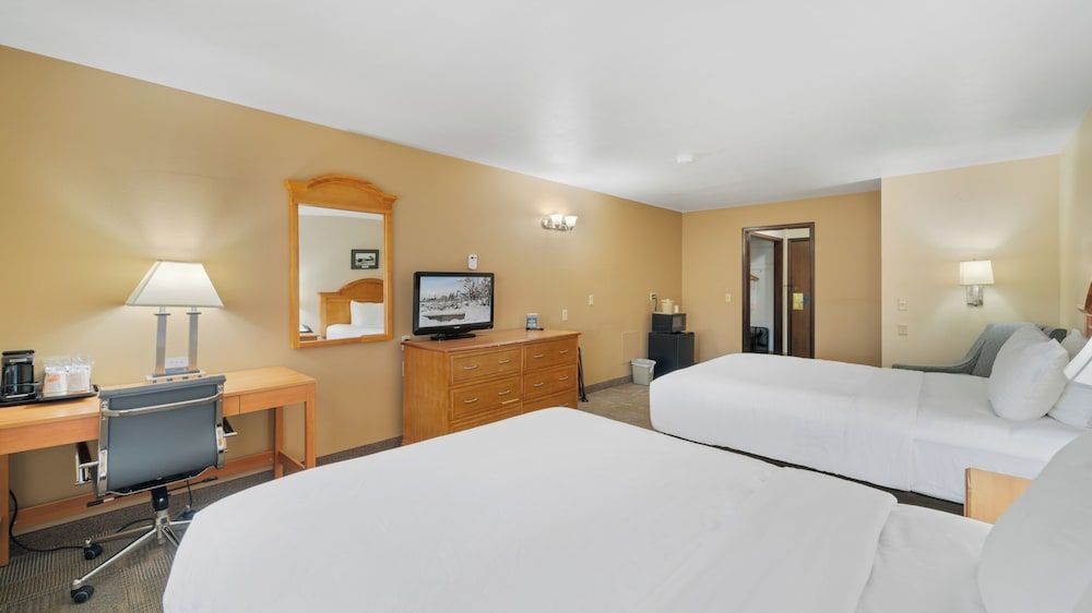 Room, 2 Queen Beds, Accessible, Non Smoking (Accessible Tub)
