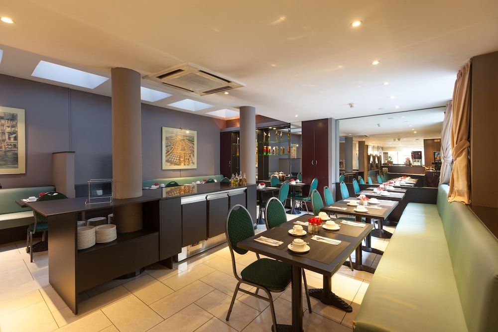 undefined Hotel Villa Royale 9