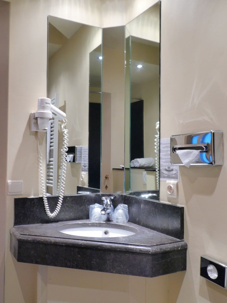 Hotel Biskajer by CW Hotel Collection - Adults Only Standard Double Room 5