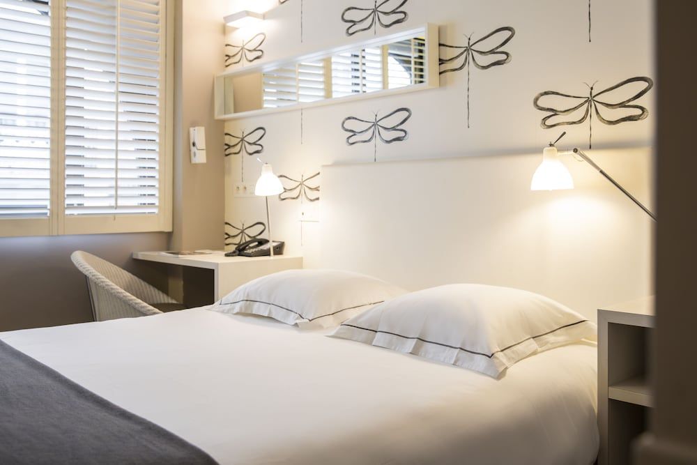 Made in Louise Comfort Room 5