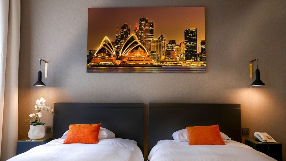 Atlas Hotel Brussels Twin Room 2