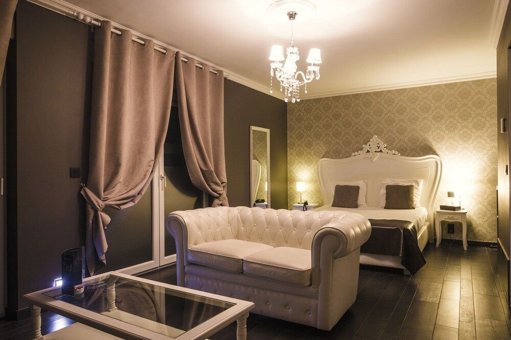 Verone Rocourt Classic Double Room 11