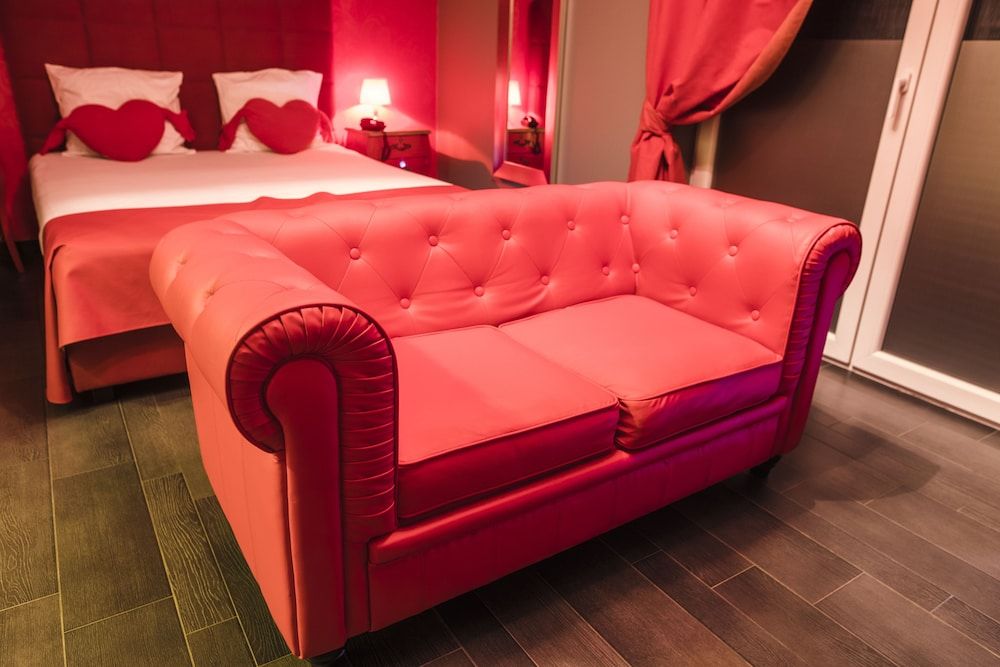 Verone Rocourt Classic Double Room 8