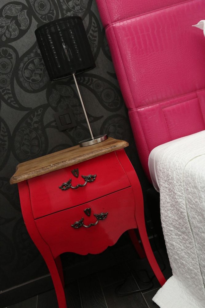 Verone Rocourt Deluxe Suite, Hot Tub 60