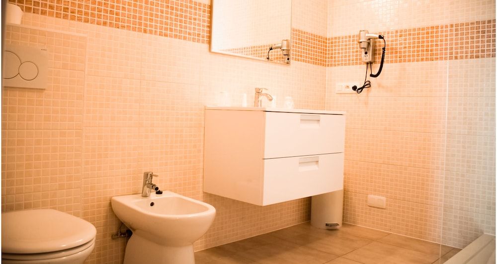 Hotel Taormina Brussels Airport Superior Double Room, 1 Queen Bed, Non Smoking 9