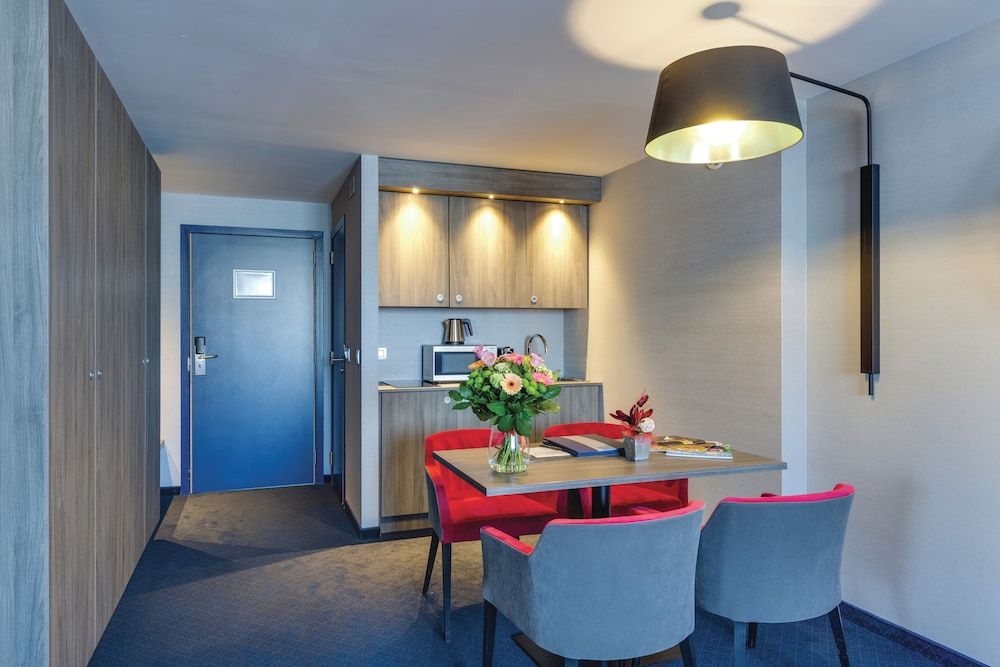 Van der Valk Hotel Liège Congrès Honeymoon Suite, 1 Bedroom 6