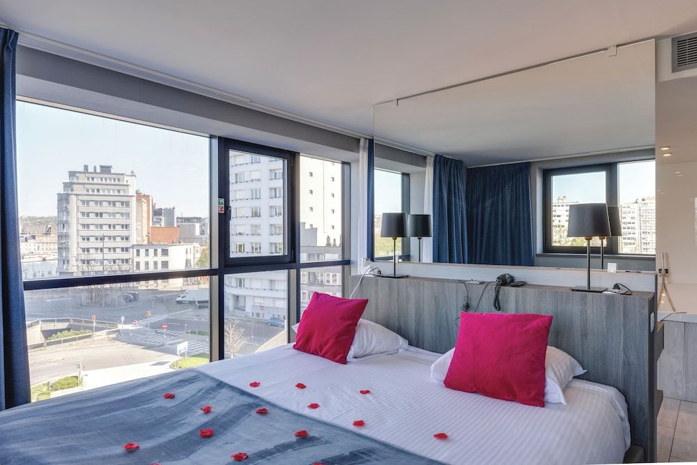 Van der Valk Hotel Liège Congrès Honeymoon Suite, 1 Bedroom 2
