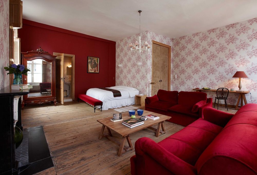 Standard Suite