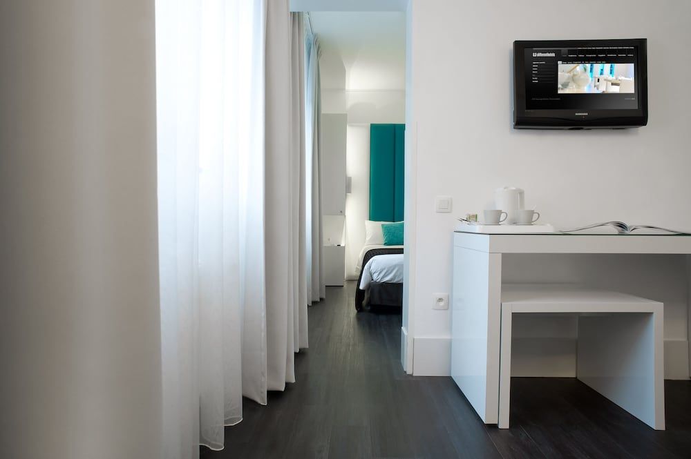 Hotel ECU - Different Hotels Deluxe Double Room 3