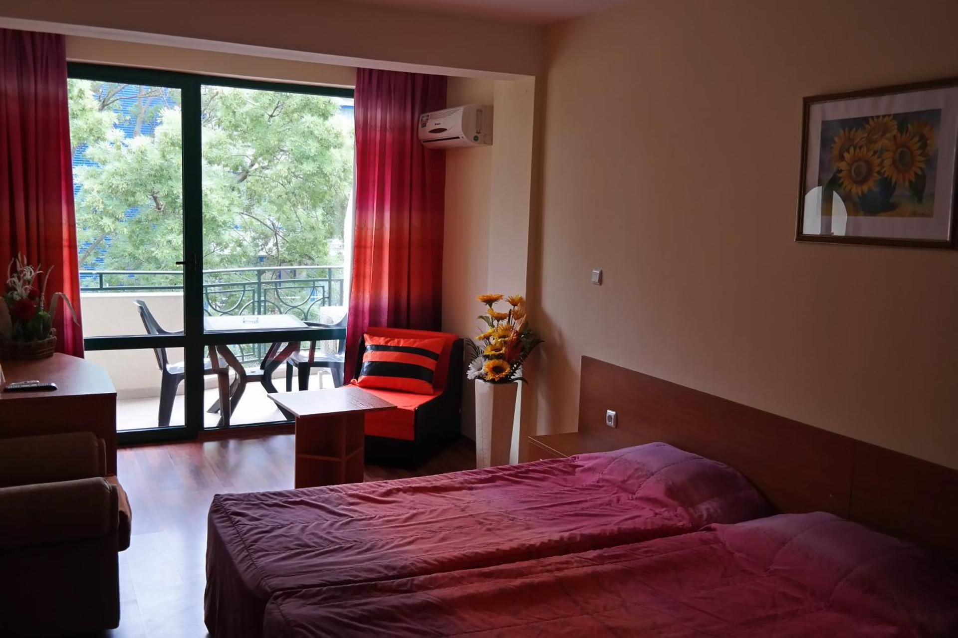 Twin Room with Extra Bed