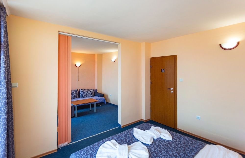 Family Hotel Jemelly Family Room, Balcony, Sea View 27