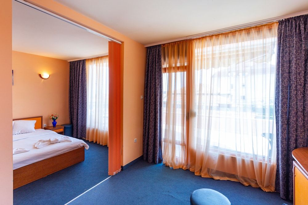 Family Hotel Jemelly Family Room, Balcony, Sea View 4