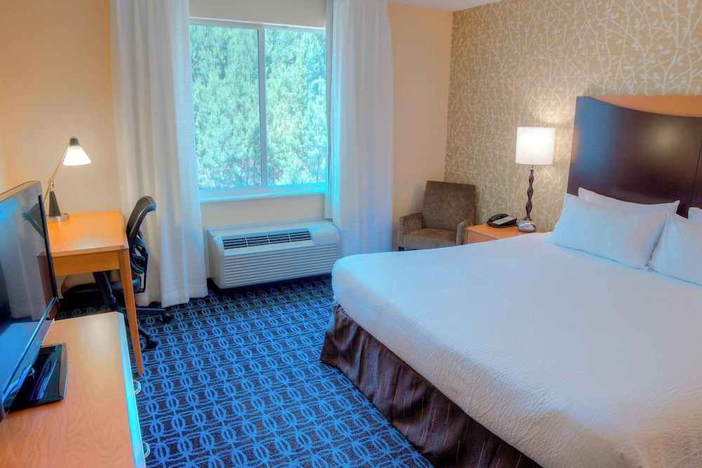 Room, 1 King Bed, Non Smoking