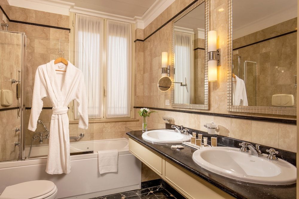 undefined Hotel Degli Aranci 10