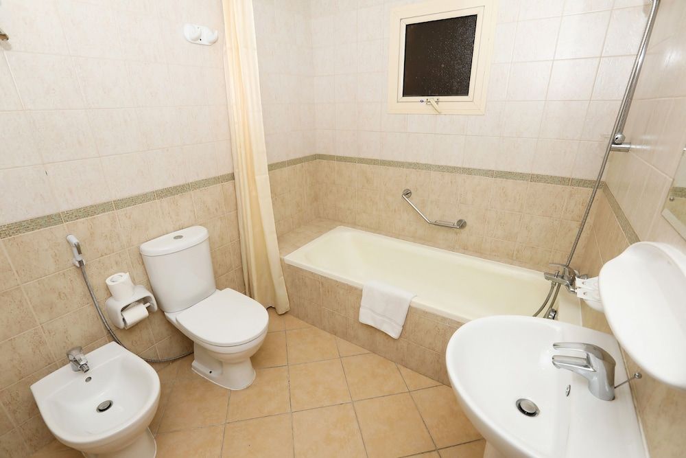 Sea Shell Hotel Deluxe Twin Room 5
