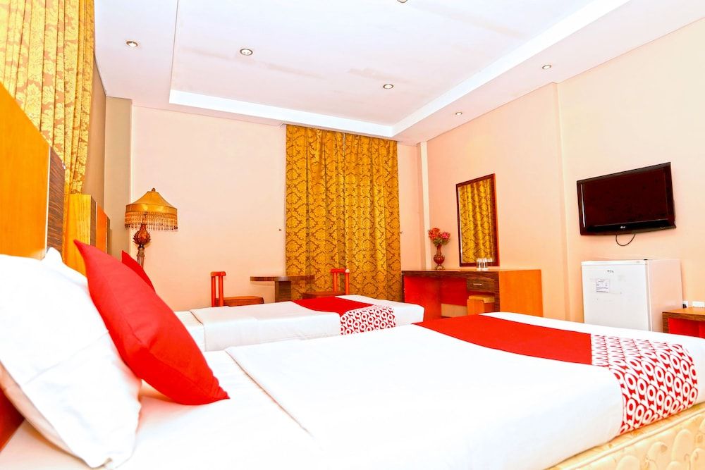 Sea Shell Hotel Deluxe Twin Room 2