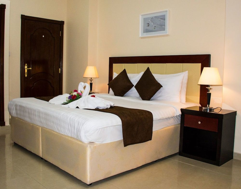 undefined President Suites 4