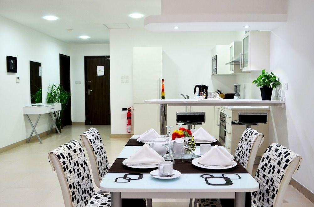 President Heights Apartment, 2 Bedrooms 6