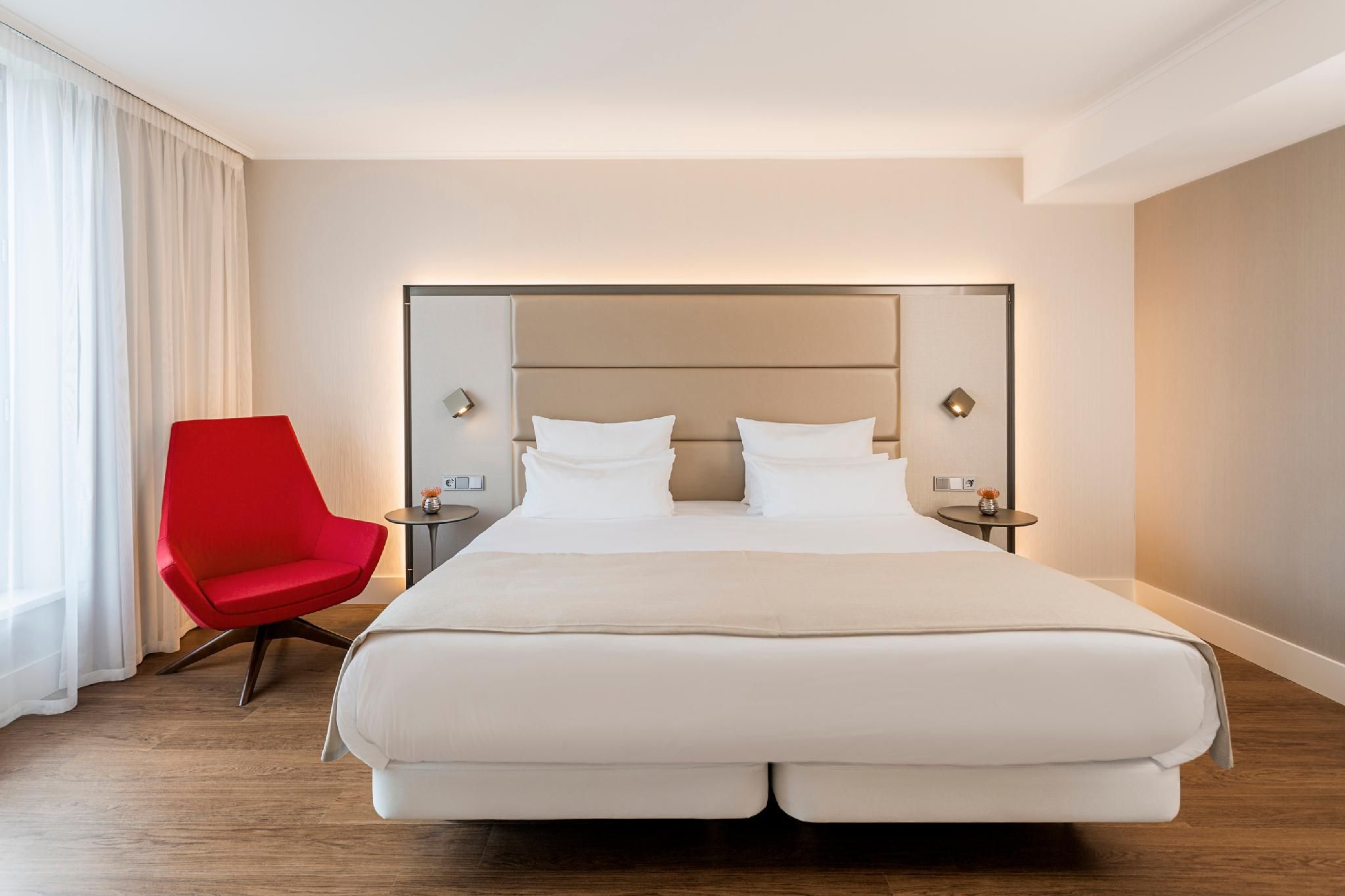 Junior Suite (3 adults + 1 child)