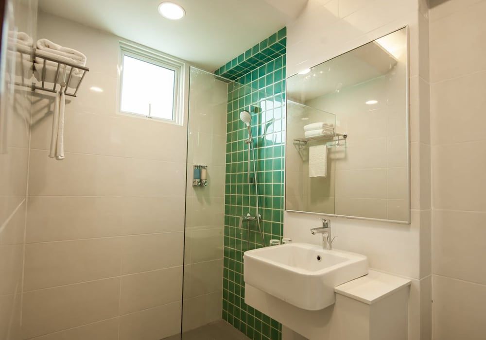 Aman Hills Hotel Deluxe Twin Room 3