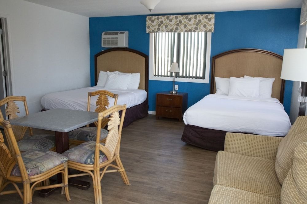 Dream Inn 2 Beds With Balcony 10