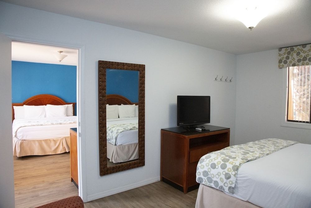 Dream Inn 2 Beds With Balcony