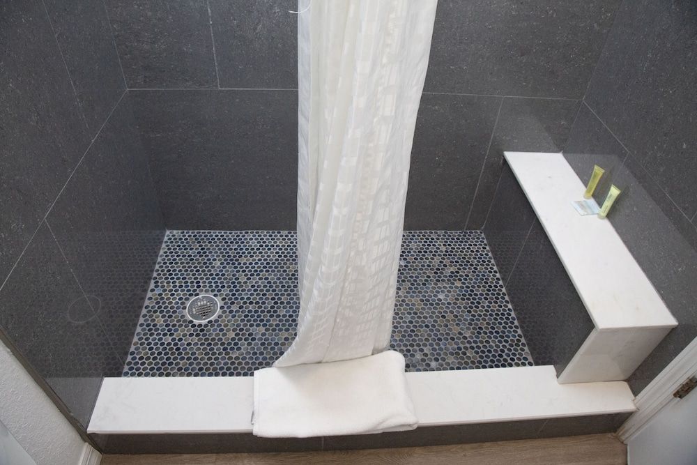 Dream Inn 2 Beds With Balcony 18