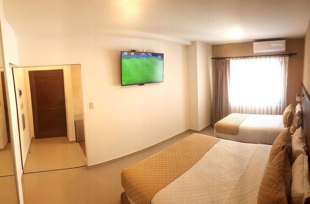 Traditional Apartment, Multiple Beds