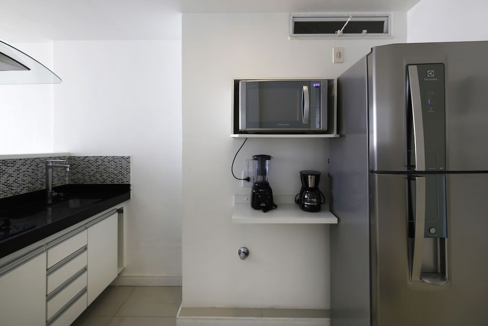 undefined Rio Rentals 021 - C070 - Studio de luxo na quadra da praia de Copacabana 10