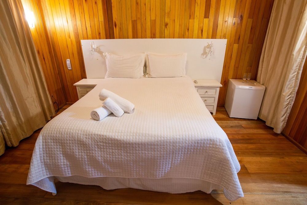 Superior Chalet, 1 Bedroom, Hot Tub, Garden View