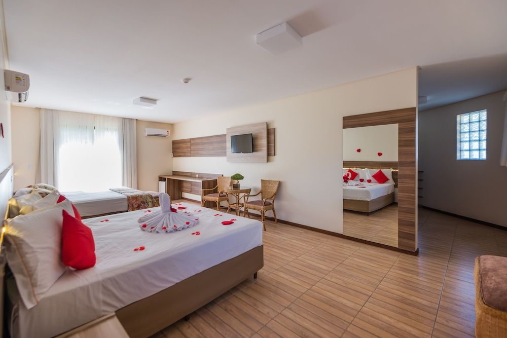 Deluxe Suite