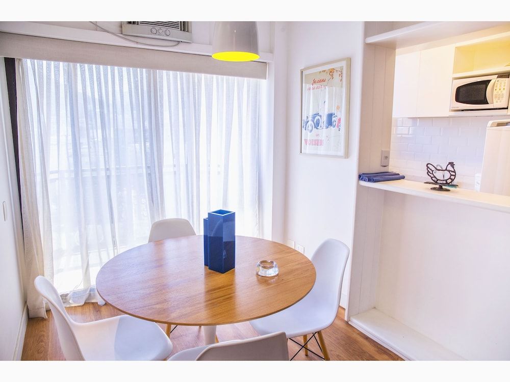 undefined Jump in Bed Leblon 4 8