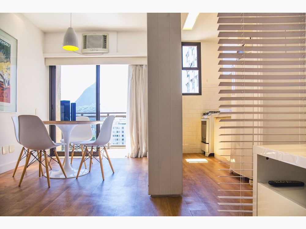 undefined Jump in Bed Leblon 4 6