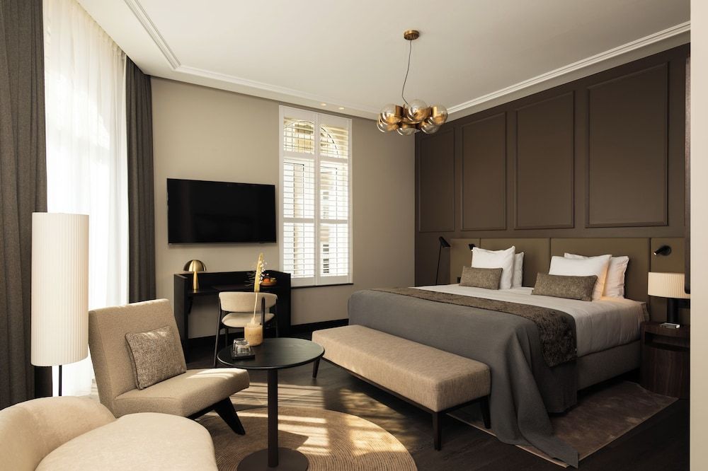 undefined Hotel Beaumont 5