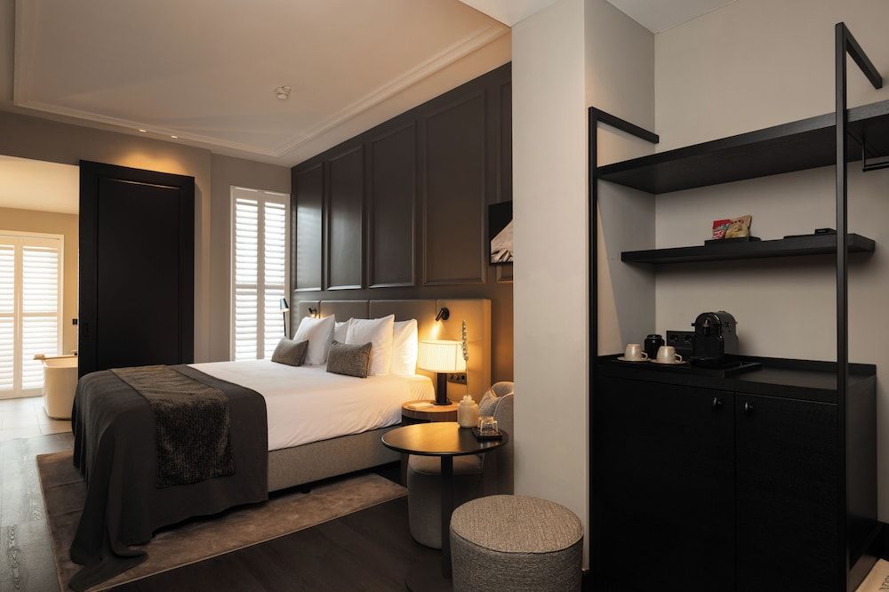 undefined Hotel Beaumont 8