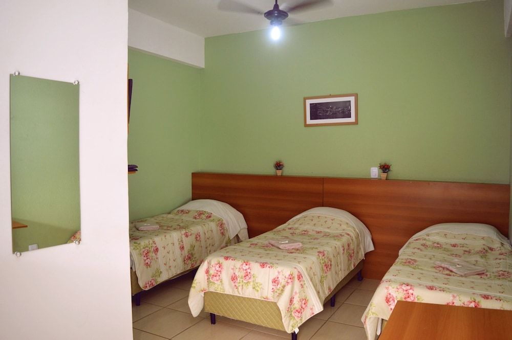 City Triple Room, 3 Twin Beds