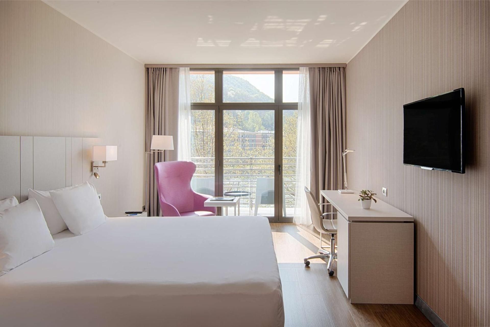 Superior Double or Twin Room with View and Terrace with Extra Bed (3 Adults)