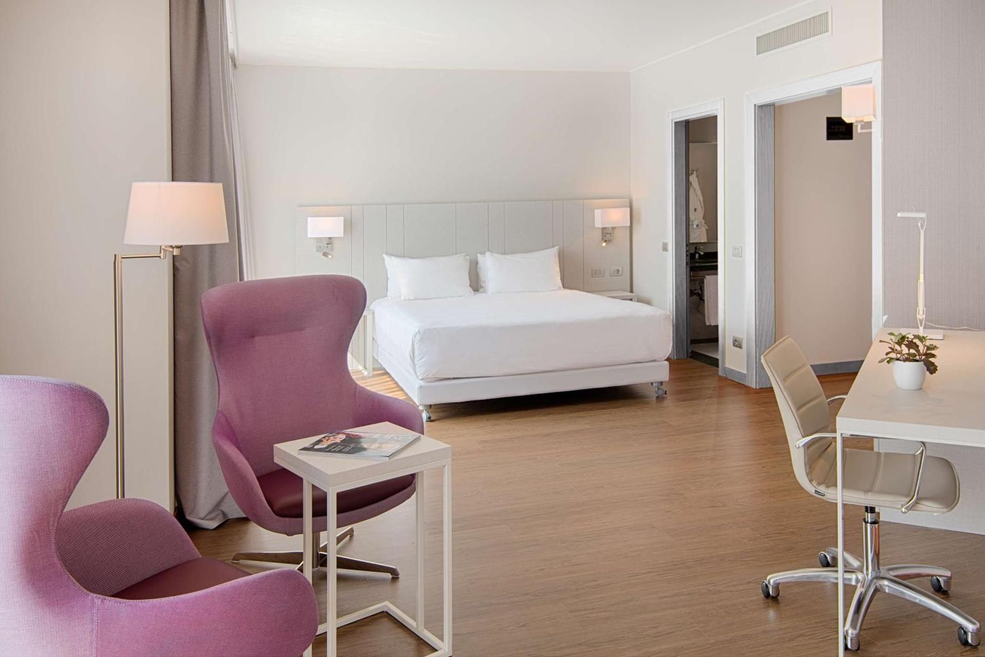 NH Lecco Pontevecchio Junior Suite with View with Extra Bed (2 Adults + 1 Child)