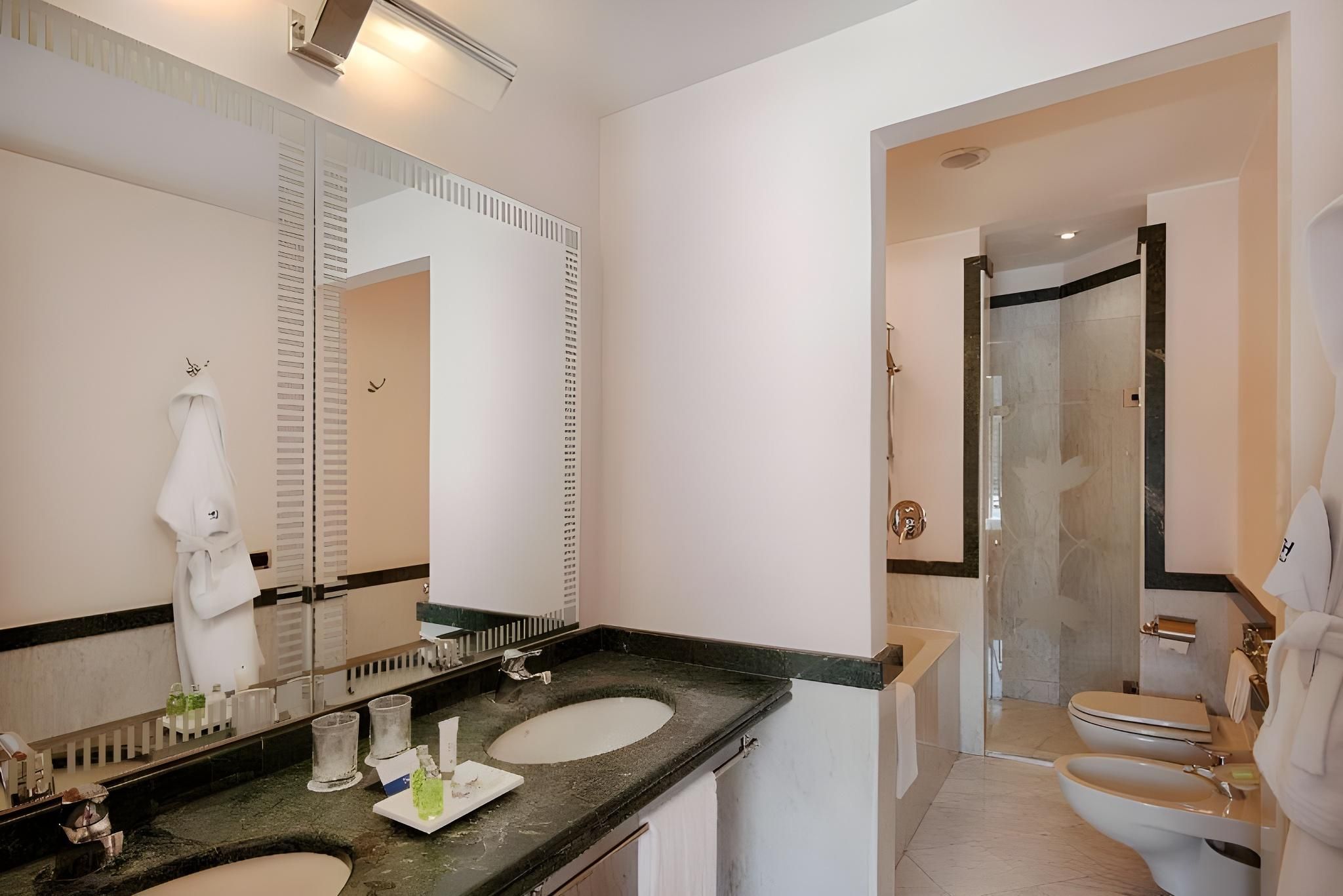 Junior Suite with View