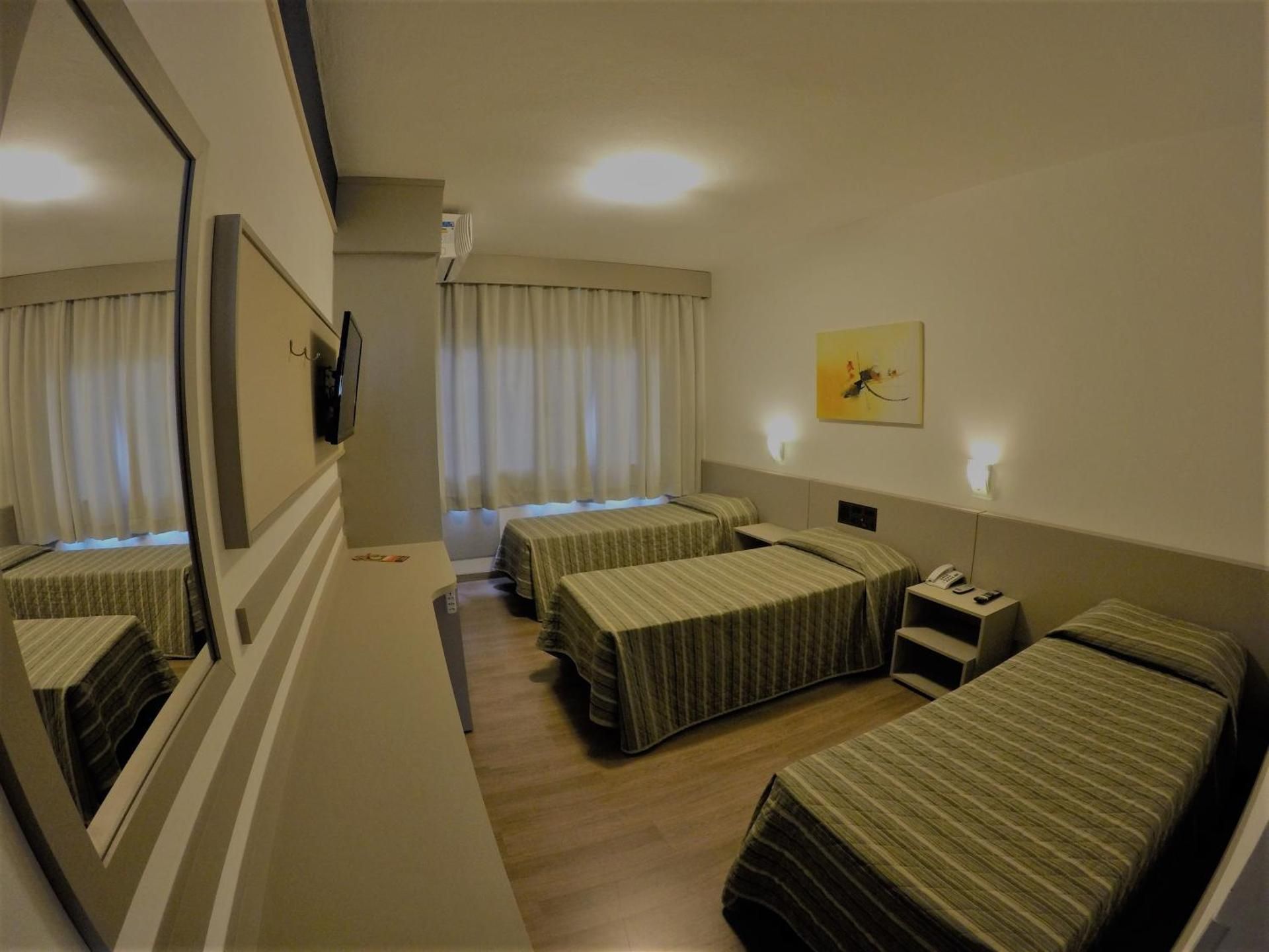 Triple Room with 3 Single Beds