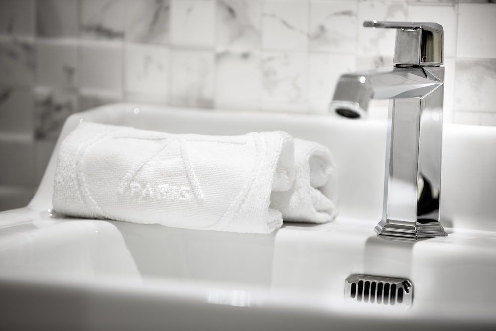 Hôtel Clarisse Classic Double Room 8