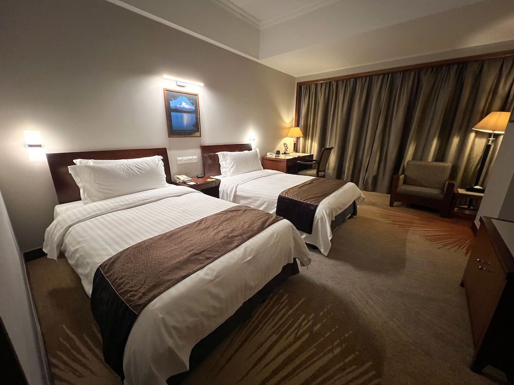 undefined Baolong Hotel Shanghai 4