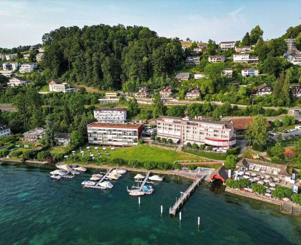 undefined HERMITAGE Lake Lucerne - Beach Club & Lifestyle Hotel